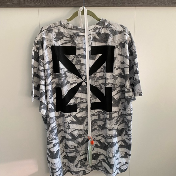 Off-White Brand New Men’s T-Shirt w/tag - Picture 1 of 6